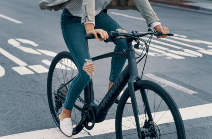 <b>��˹��(li��n)�τ�(chu��ng)ʼ�ˌ��cSpecialized������Q늄�(d��ng)����܇늳؆��}</b>