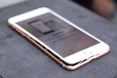 <b>iPhone 8�ѬF(xi��n)7��늳عİ� ���ҷQ��Ʒ��˥���(bi��o)־</b>