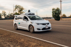 <b>�ȸ�Waymo�Ԅ�(d��ng)�{���·�����Ӌ(j��)�_(d��)400�f(w��n)Ӣ��</b>