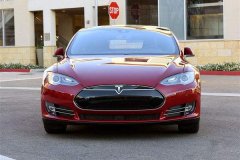 <b>��˹��Model 3������1/4ӆ�α�ȡ�� ����18%�_ʼ�˿�</b>