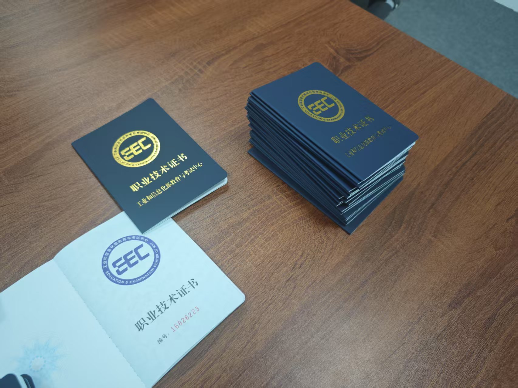 <b>ȥ���￼늳����칤�̎��I(y��)�����C�� 늳����칤�̎���(b��o)����Щ�C��</b>